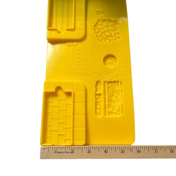 2001 Bob the Builder, Play-Doh Set Molds 2 Bob, 2 Wendy, 2 Cats, Cones and Bases - Picture 5 of 16